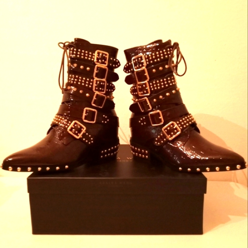 SALE🎁NIB🎁FREE GIFT INCLUDED🎁NWT Bootie Croc Embossed Studs Spikes Embellish - Picture 2 of 16